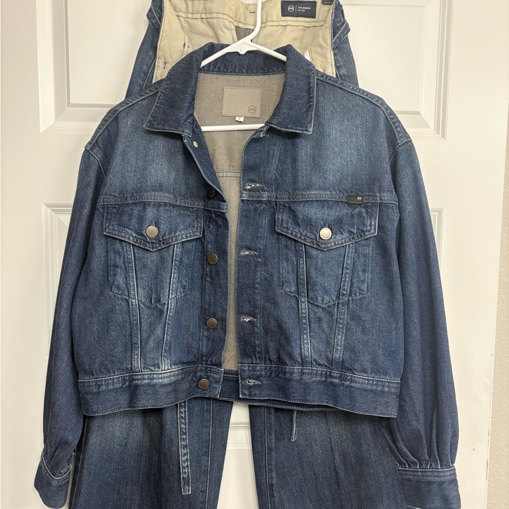 AG DENIM JACKET NEVER WORN